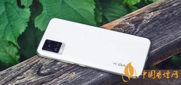 vivoy70s和vivos7哪個(gè)好？vivoy70s和vivos7兩款手機(jī)參數(shù)對(duì)比